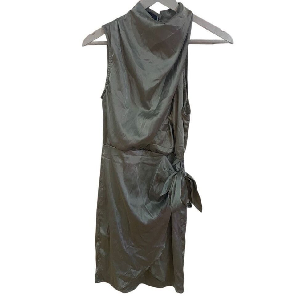 Zesica NWT green sleeveless dress faux wrap small
